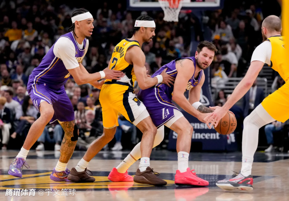 湖人拒绝步行者29分逆转！东契奇狂飙43+6+7 詹姆斯准三双献隔扣