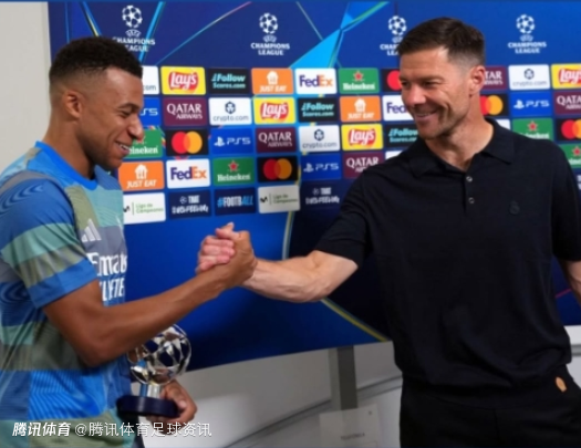 皇马众将发文告别阿隆索：虽然时间短暂 感谢其付出所做的一切