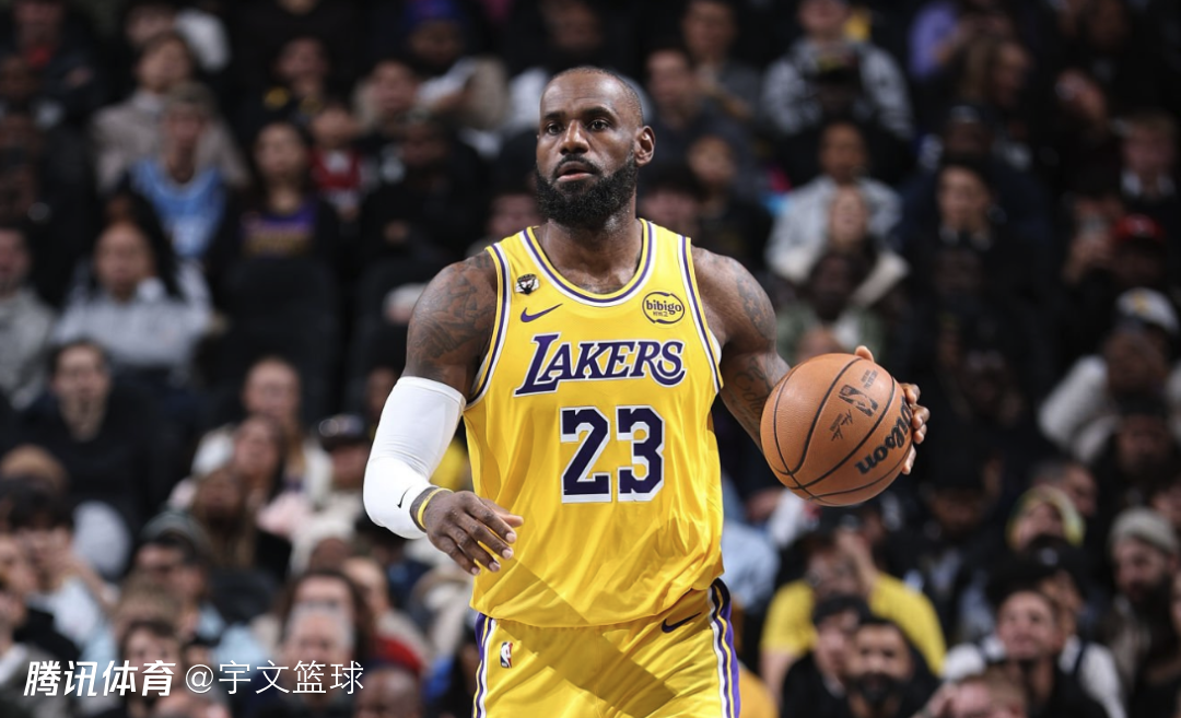 湖人狂胜篮网结束8连客！詹姆斯25+7正负值+24 狂野暴扣让客场倒戈