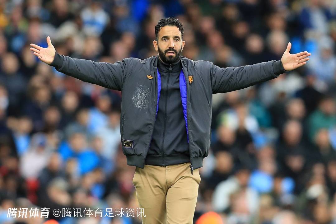 球报：弗格森退休后 曼联为解雇六任主帅已支付7180万欧元补偿金