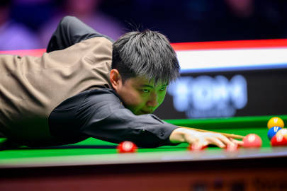 斯诺克大师赛16进8轮次：赵心童6-2战胜加里-威尔逊晋级 