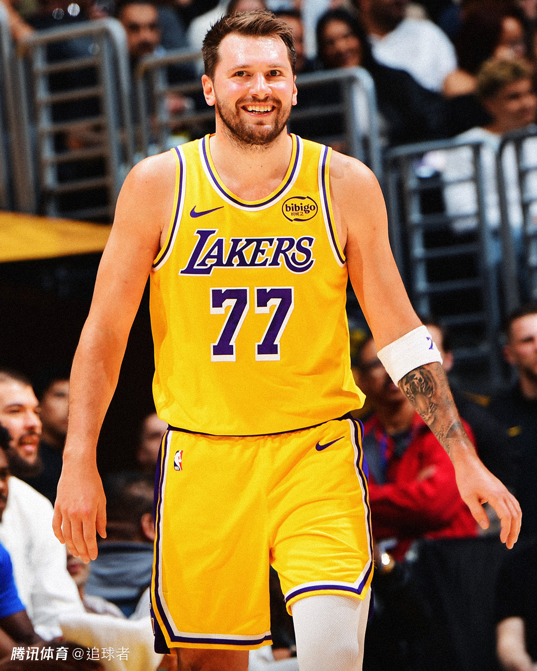 东契奇44+9连创纪录！詹姆斯伤停湖人擒步行者 里夫斯19分6犯