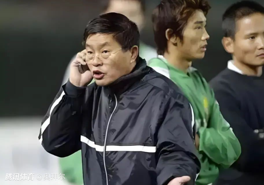 北京国安22年4次硬刚足协！争议判罚后罢赛，6年3次发文怒斥