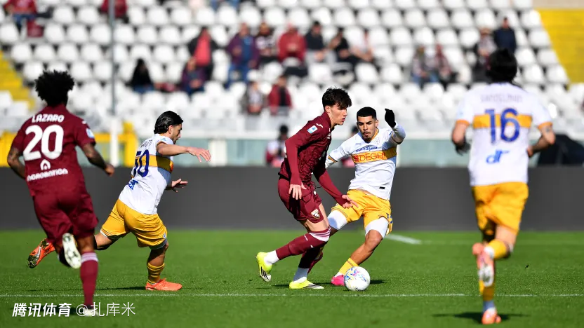 意甲-亚当斯制胜球、班达中柱，都灵1-0莱切赢下保级大战