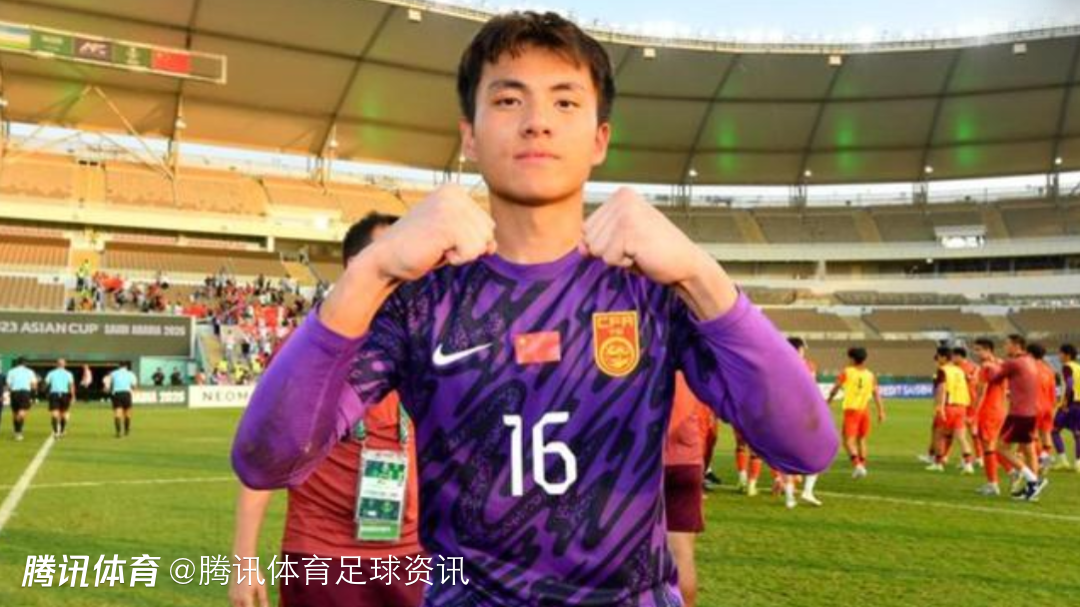 媒体人：李昊对商业邀约暂不回应 目前已回青岛西海岸报到