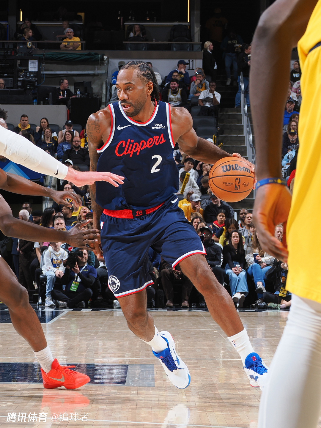 小卡透露带伤绝杀救主！0.4秒离谱剧情引热议 卢帅直接看傻眼了