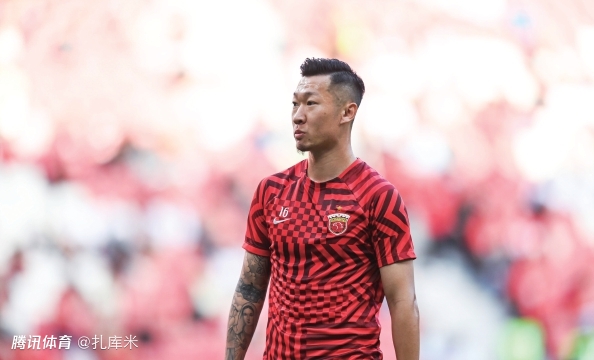 徐新：当初加盟海港就为冠军来云南也是如此，换个队只为多踢比赛