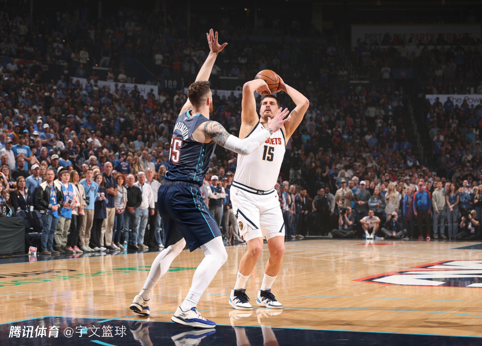 掘金雷霆爆发激烈冲突！多尔特二级恶犯被驱逐 约基奇与杰林挥拳相向吃技犯