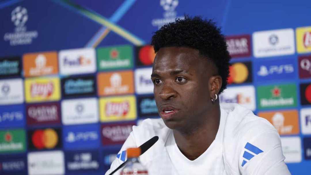 罗马诺：老佛爷一直告诉维尼修斯未来在皇马，已送上续约合同