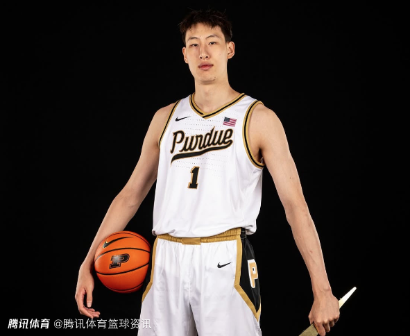 郇斯楠：选择普渡大学因球队打法 主教练未给承诺但非常真诚