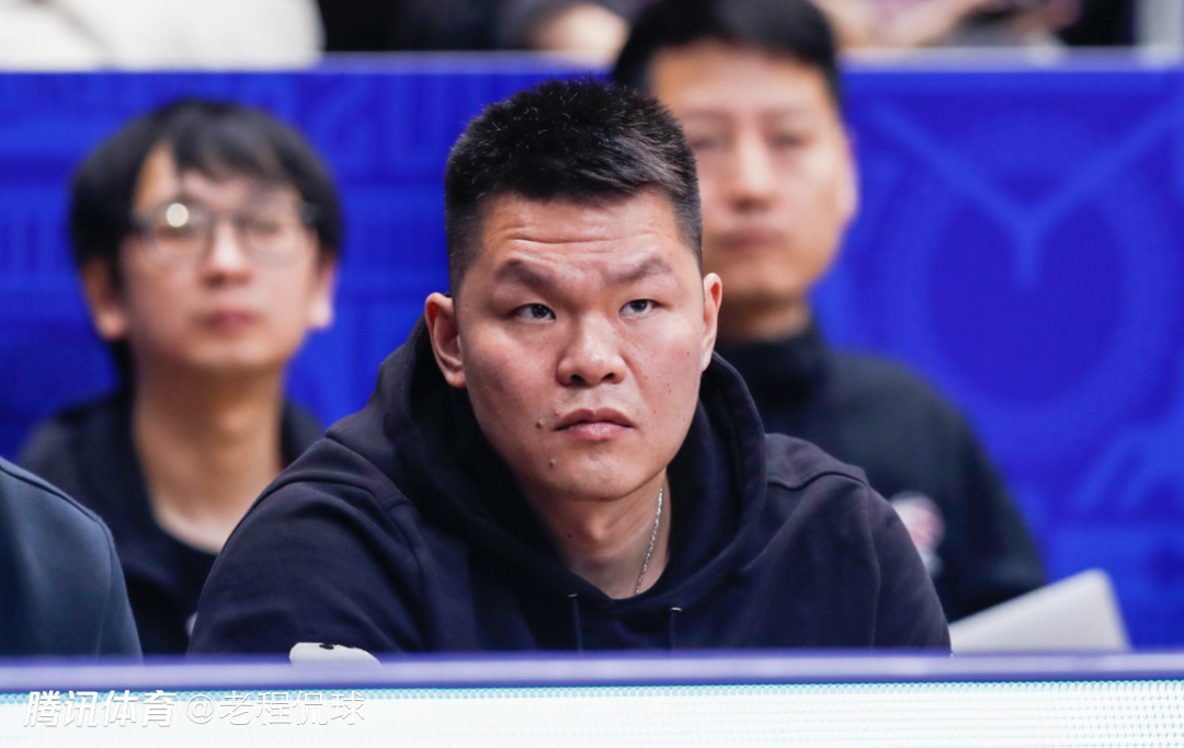 朱芳雨调侃刘玉栋：你教我喝酒打架 后者：我只会教你好的