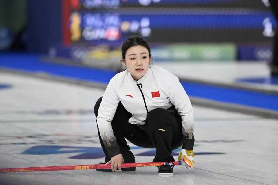 中国女子冰壶出征世锦赛：米兰原班阵容！韩雨回归四垒，王芮仍是队长