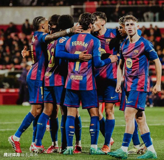 主场11连胜！巴萨告捷即压皇马重返榜首，莱万特为保级死磕抢分