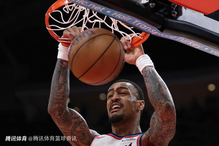 科林斯顶替小卡打首发 快船主场布置外星人主题静候文班亚马