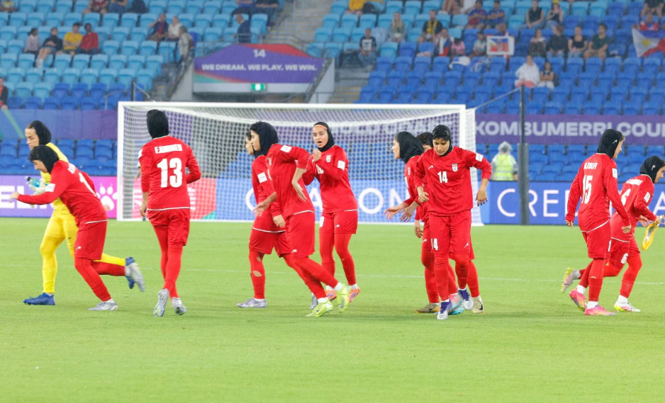 外媒：伊朗女足乘马航航班离澳 两球员+1采购经理未登机致延迟起飞