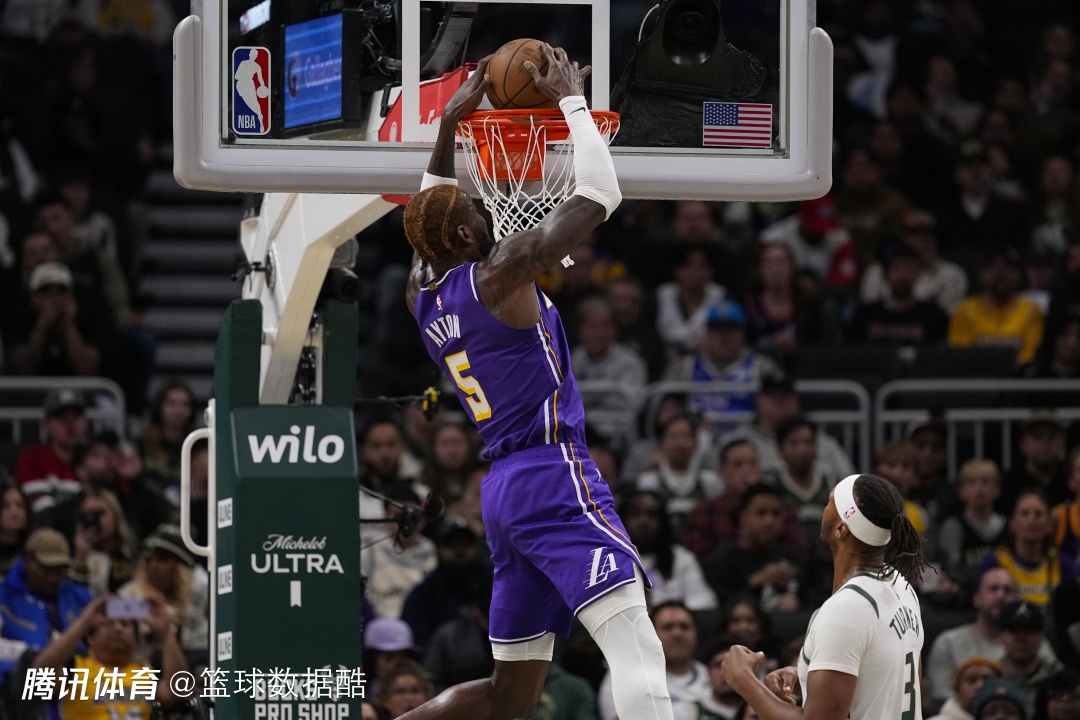 不香了？艾顿过去5场场均仅9分6板 雷迪克称弟子沮丧球权太少