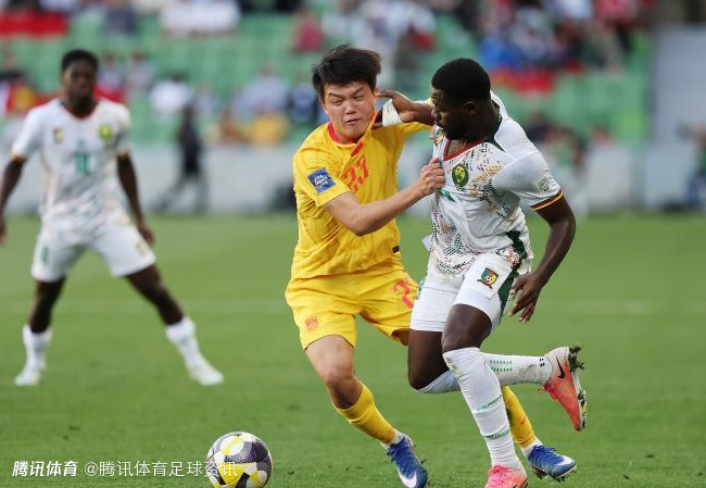 詹俊：国足需要喀麦隆这样的对手体验差距 下半场有进步