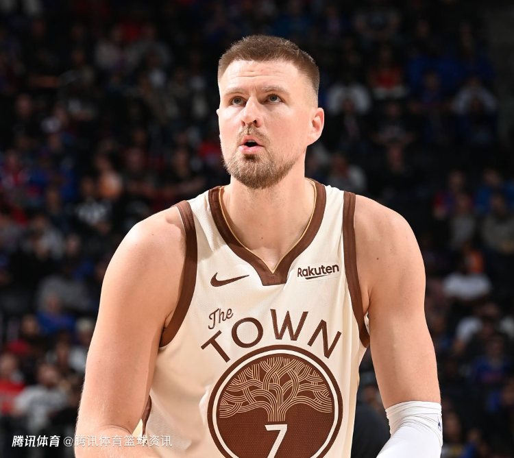 篮网vs勇士前瞻：小波特缺席谁能挑大梁 波神能否送对手9连败
