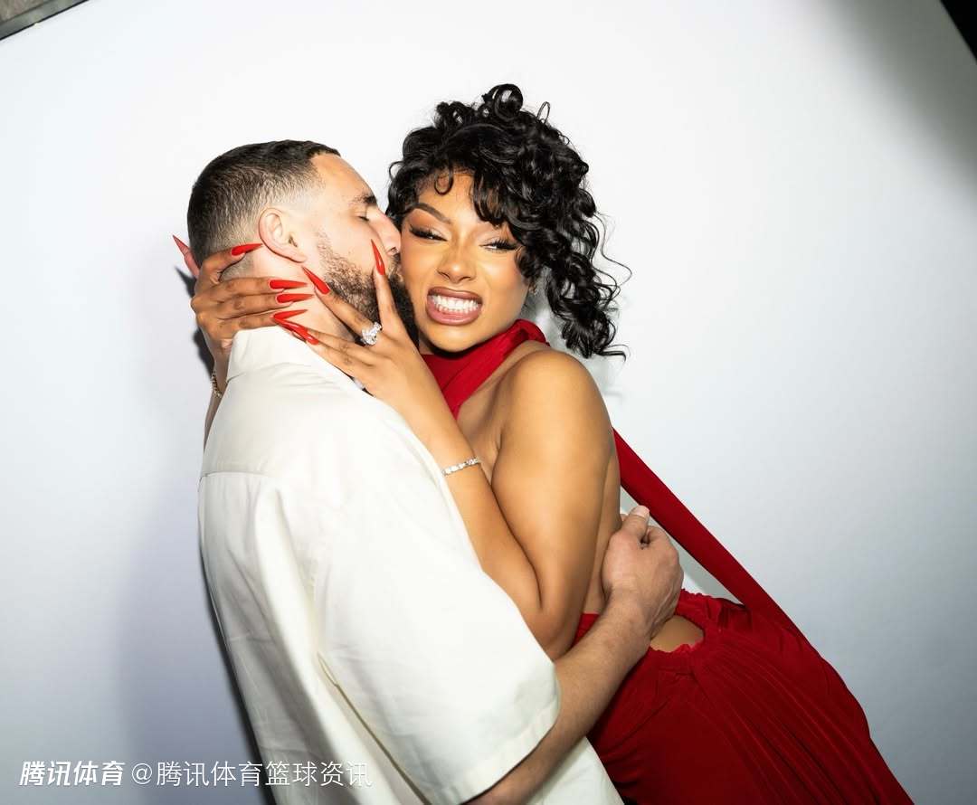 甜蜜暴击！梅根精心为克莱庆生 请来男友最爱乐队献唱