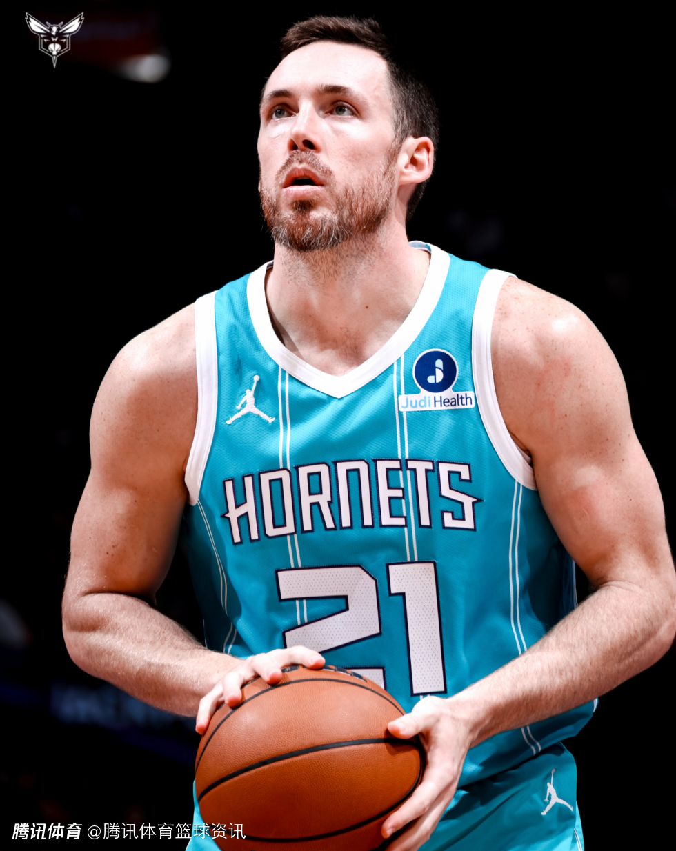 一签一裁！黄蜂裁掉布兰纳姆 重新签回康诺顿