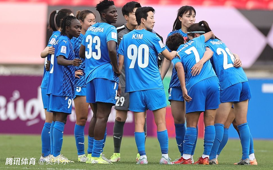 女足亚冠门线悬案！武汉女足2球落后，18分钟2次争议判罚