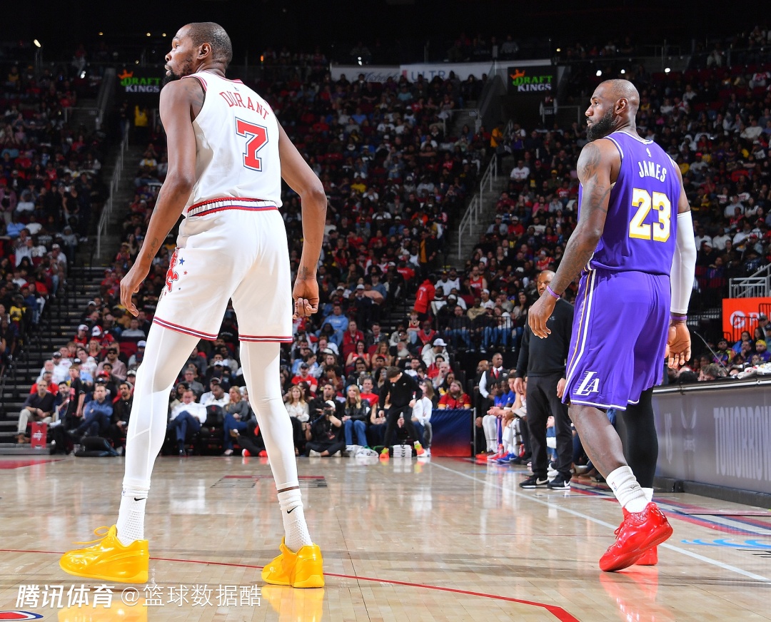 勇士格林：老詹和杜兰特不断重新定义常青 KD超越乔丹太了不起