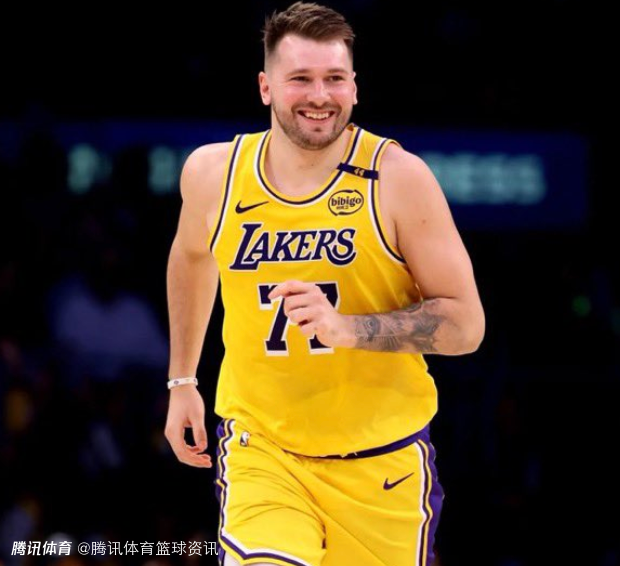 散会！湖人预计不会再有更多交易动作 将着眼于今夏完成一笔重磅引援