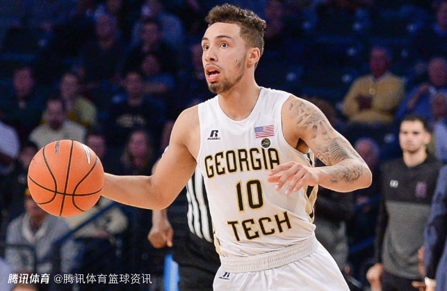 被二球盗窃牵连！阿尔瓦拉多：大学时来中国打球曾被捕 好不容易才澄清