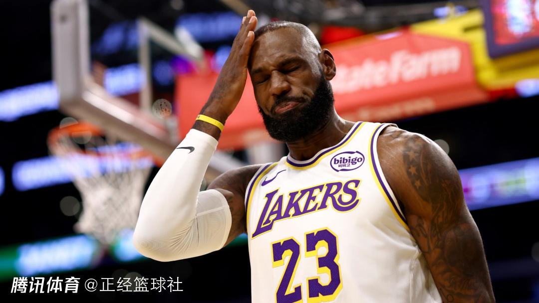 詹姆斯成湖人战绩下滑罪人？美媒列全队五数据对比：全面狂跌一项垫底