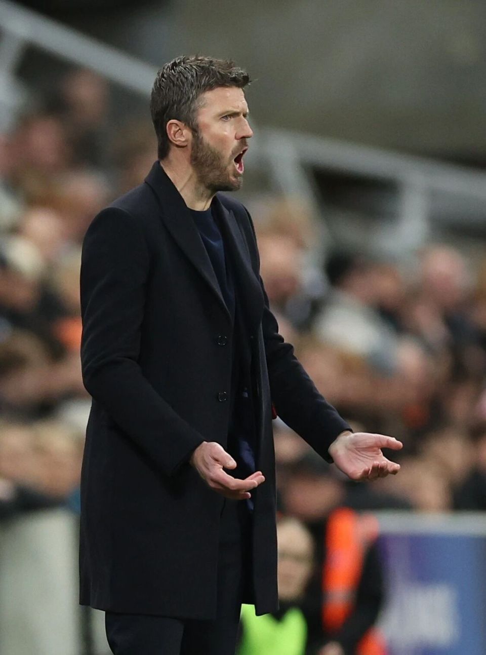 愤怒卡里克赛后不理曼联球员！又一将受伤雪上加霜，错误换人导致输球