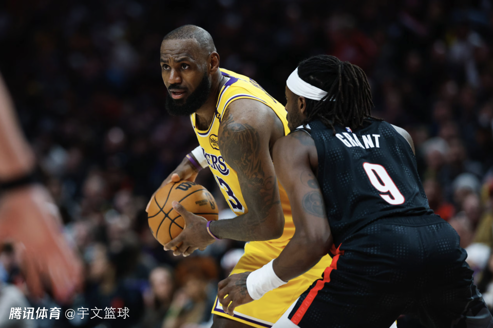 18日NBA前瞻：库里率勇士冲击3连胜 詹姆斯单核能否避免湖人连败？