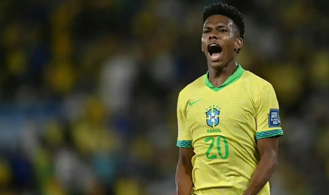 巴媒：埃斯特旺返回巴西接受保守治疗，希望赶上世界杯