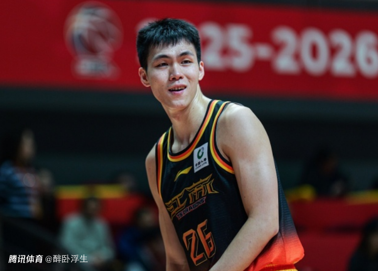 江苏双杀终结天津4连胜：庞峥麟12分林庭谦18分 詹姆斯16+10