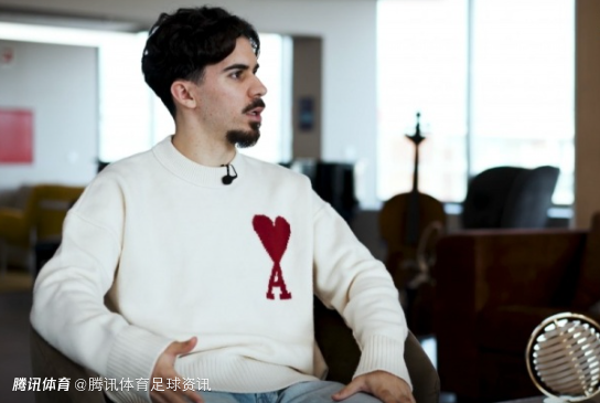 维蒂尼亚谈金球奖：理解奖项青睐梅罗这些进攻球员 但中场或后卫也应被纳入讨论