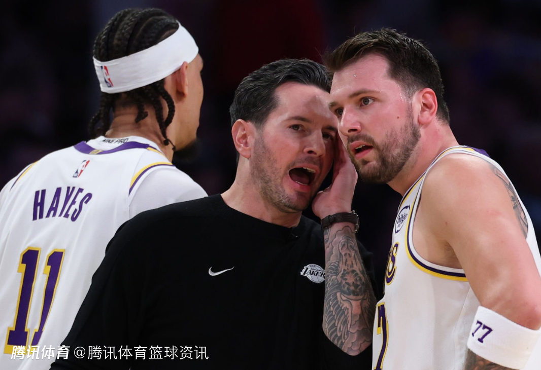 雷迪克：湖人禁区防守联盟最差 要提升弱侧协防稳定性