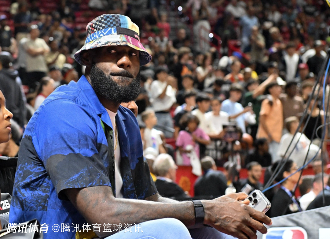 能否留在洛杉矶？湖人预计将在休赛期要求詹姆斯大幅降薪