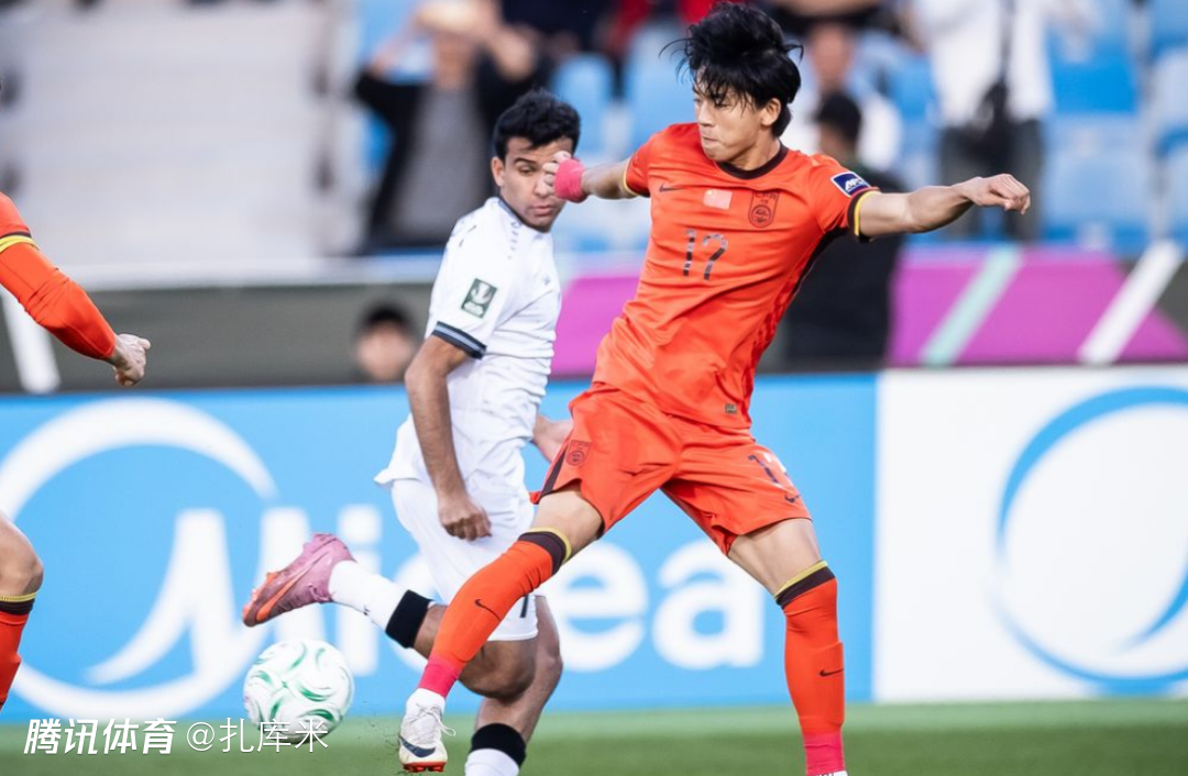 半场战报-鲍世蒙伤退、杨希失良机，U23国足暂0-0伊拉克