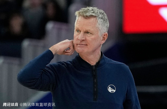 科尔：穆迪投篮手戳伤肩膀也受伤 下半场崩盘因快船防守好