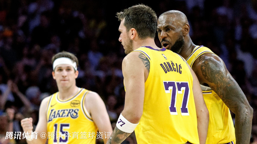 詹东里组合战热火状态为出战成疑 湖人当地时间凌晨4点才抵达迈阿密酒店