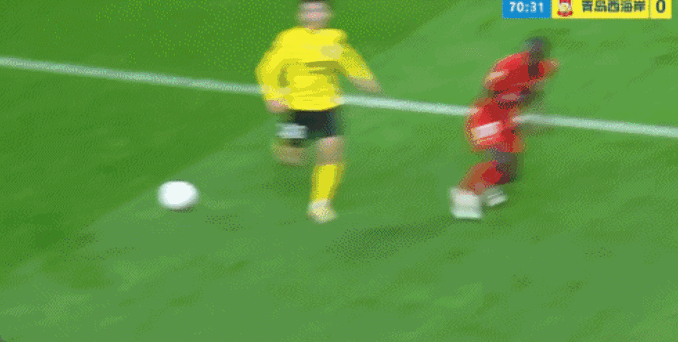 时隔302天！武磊第70分钟替补登场破门 打入个人复出首球