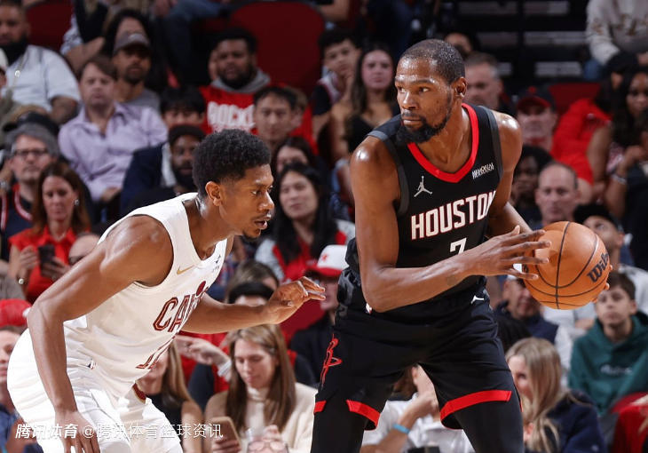 杜兰特：我很乐意为队友们创造机会 谢泼德每天都在变得更优秀