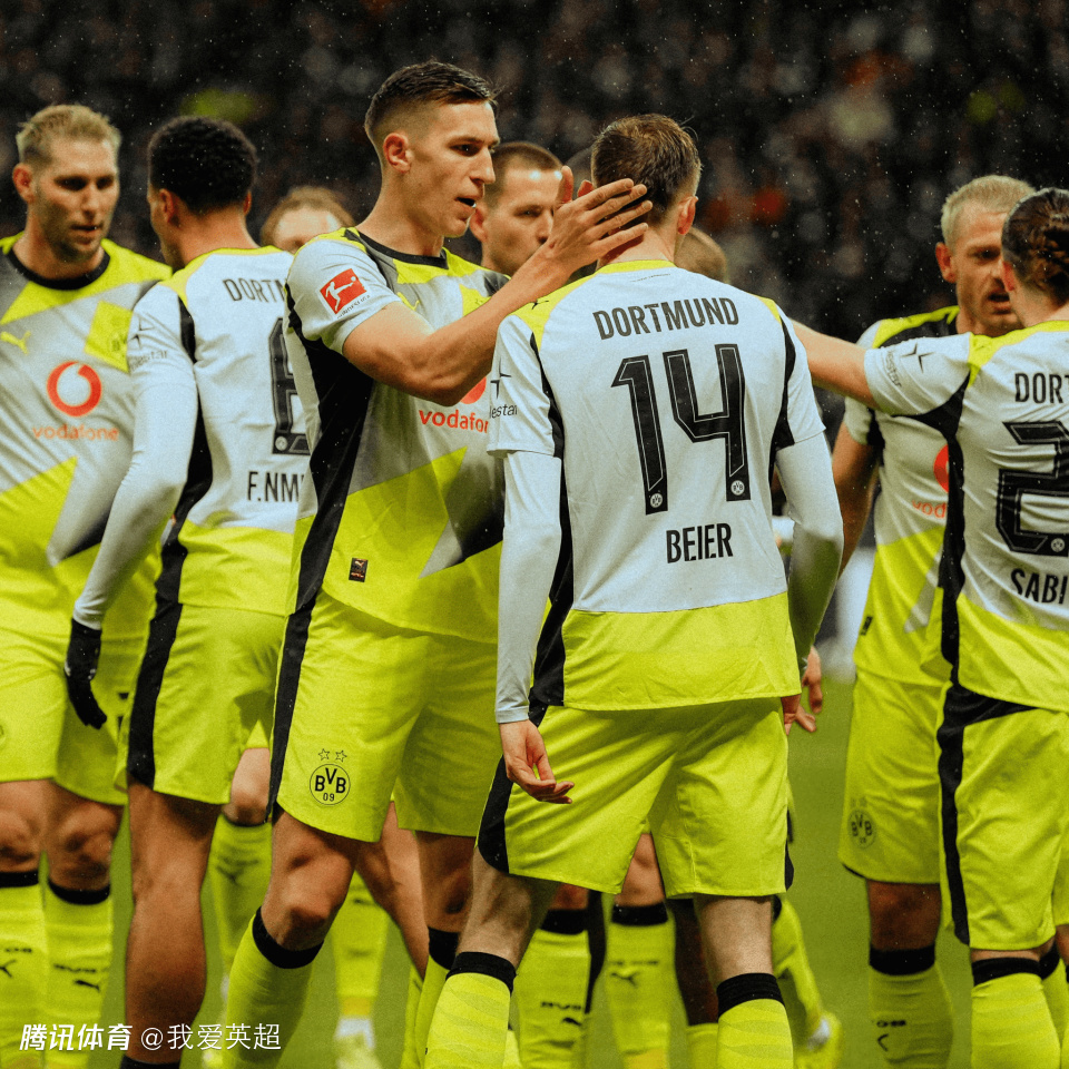 刺激的3-3！多特2次领先被逆转，第95分钟绝平，德甲9轮不败仍第2