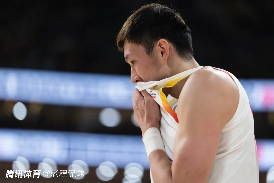 中国男篮再曝内线最大隐患 7月又战台北队仍需要周琦