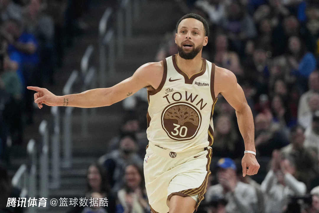 队史纪录+联盟历史纪录！勇士进攻太狠 黄蜂防库里奇葩方式遭吐槽