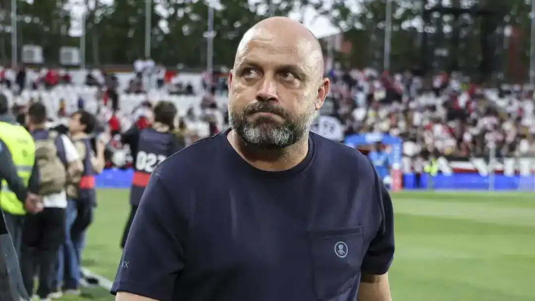 西班牙人15轮不胜追平西甲最差纪录，主教练仍表示自己很强