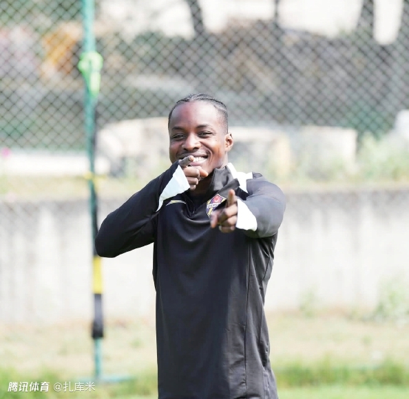 海港明日出征大会官宣安佩姆，随队出征南京超级杯战国安