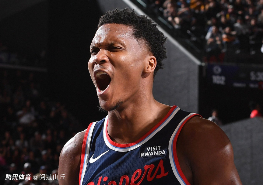 时隔六年，快船又出了个超级第六人！