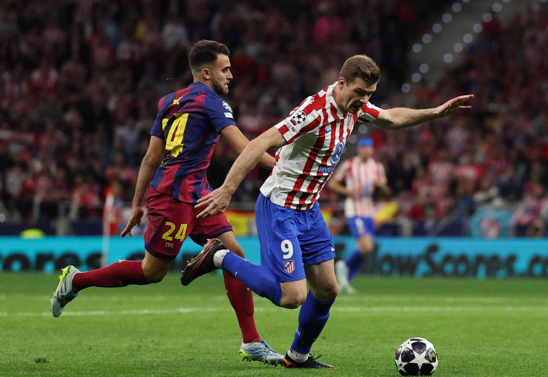 被红牌给毁了？巴萨两回合均有球员染红，近3个赛季4红