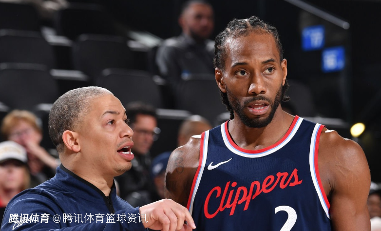 卢：开局6胜21负时小卡本可放弃 但他带着更强斗志归来扛着球队前进