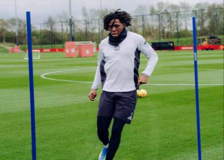 曼联官方公布爱尔兰训练营名单：多古仍在养伤，达洛特缺席